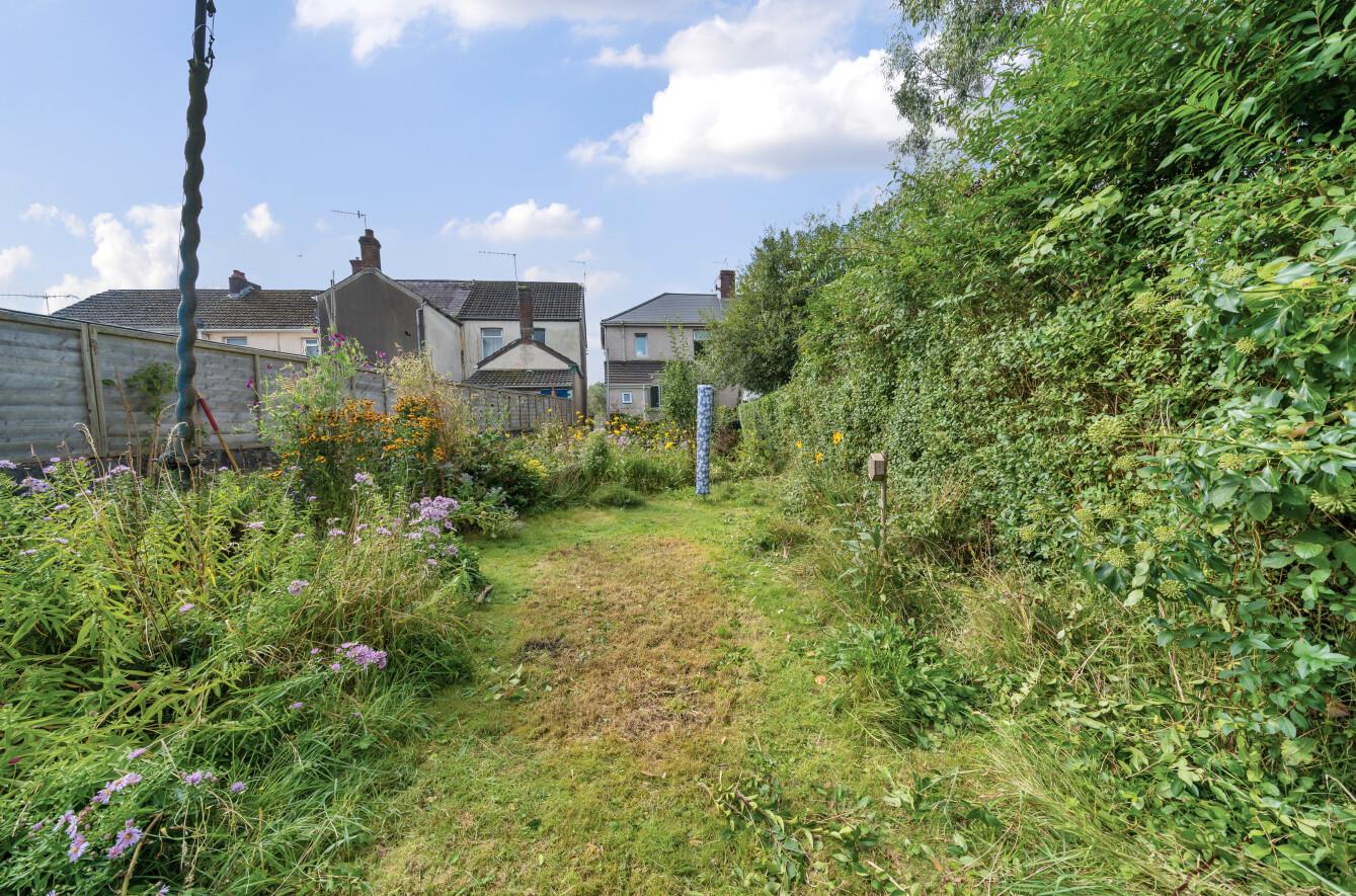 Bassett Terrace, Llanelli, SA15 4DY